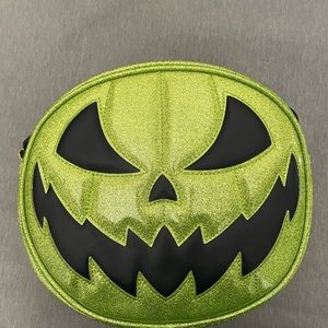 Love pain and stitches green and black